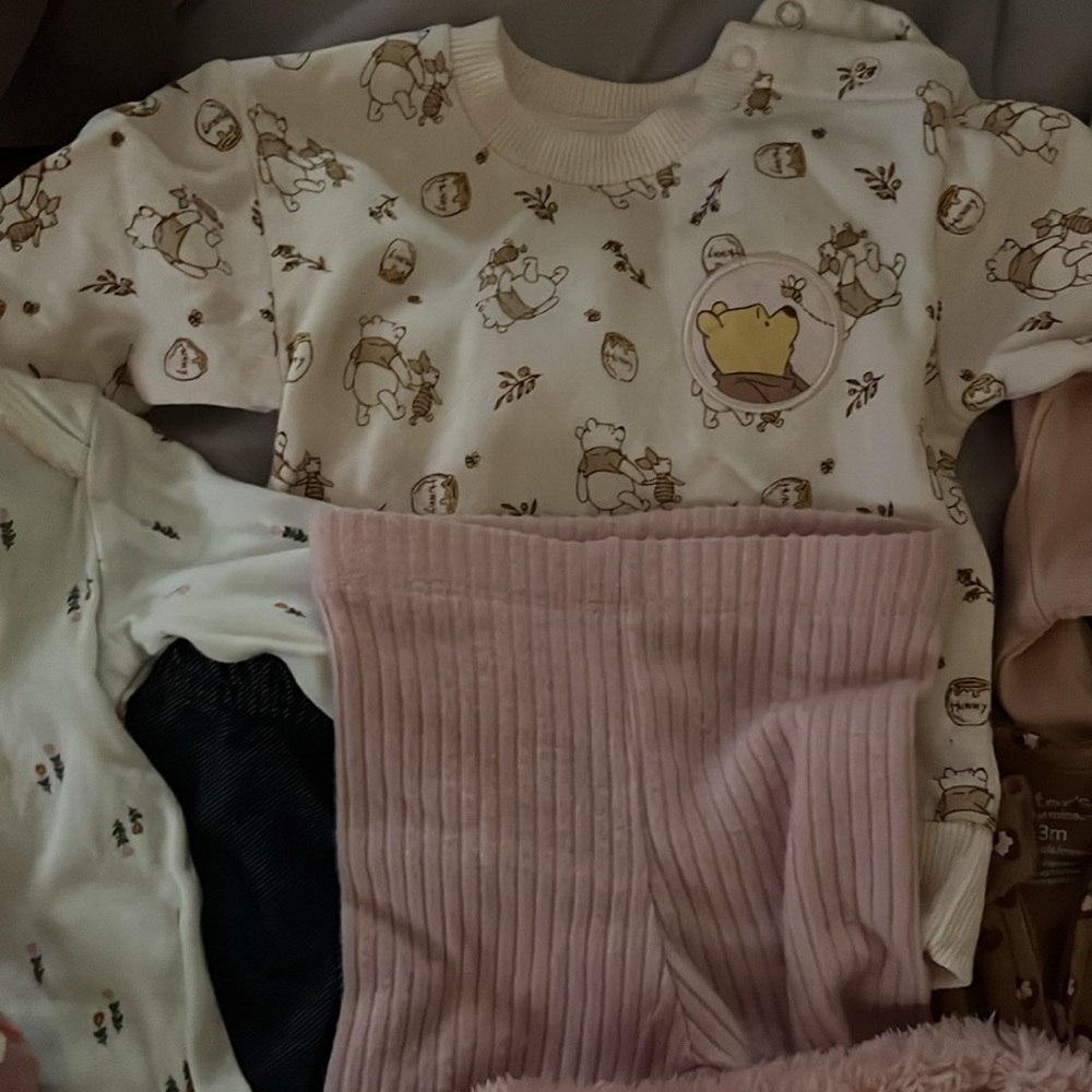 Bulk girls clothes (0-3 months) - Picture 4 of 7